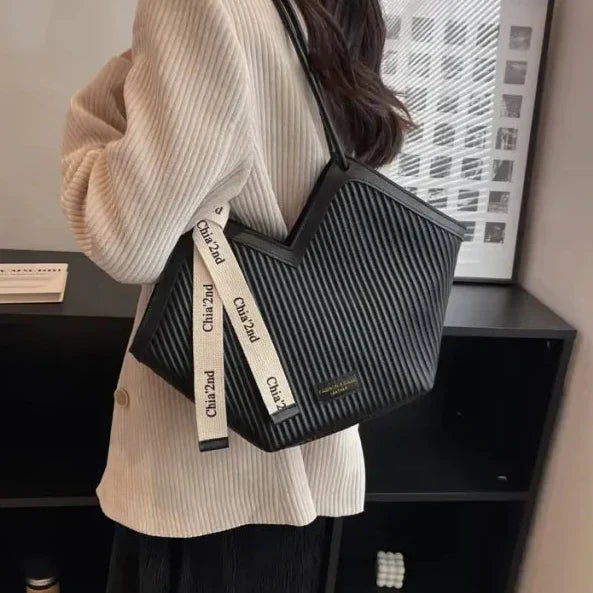 Large Hobo Bag - Beloria Luara