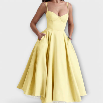 Mélie – Light summer dress with corset detail